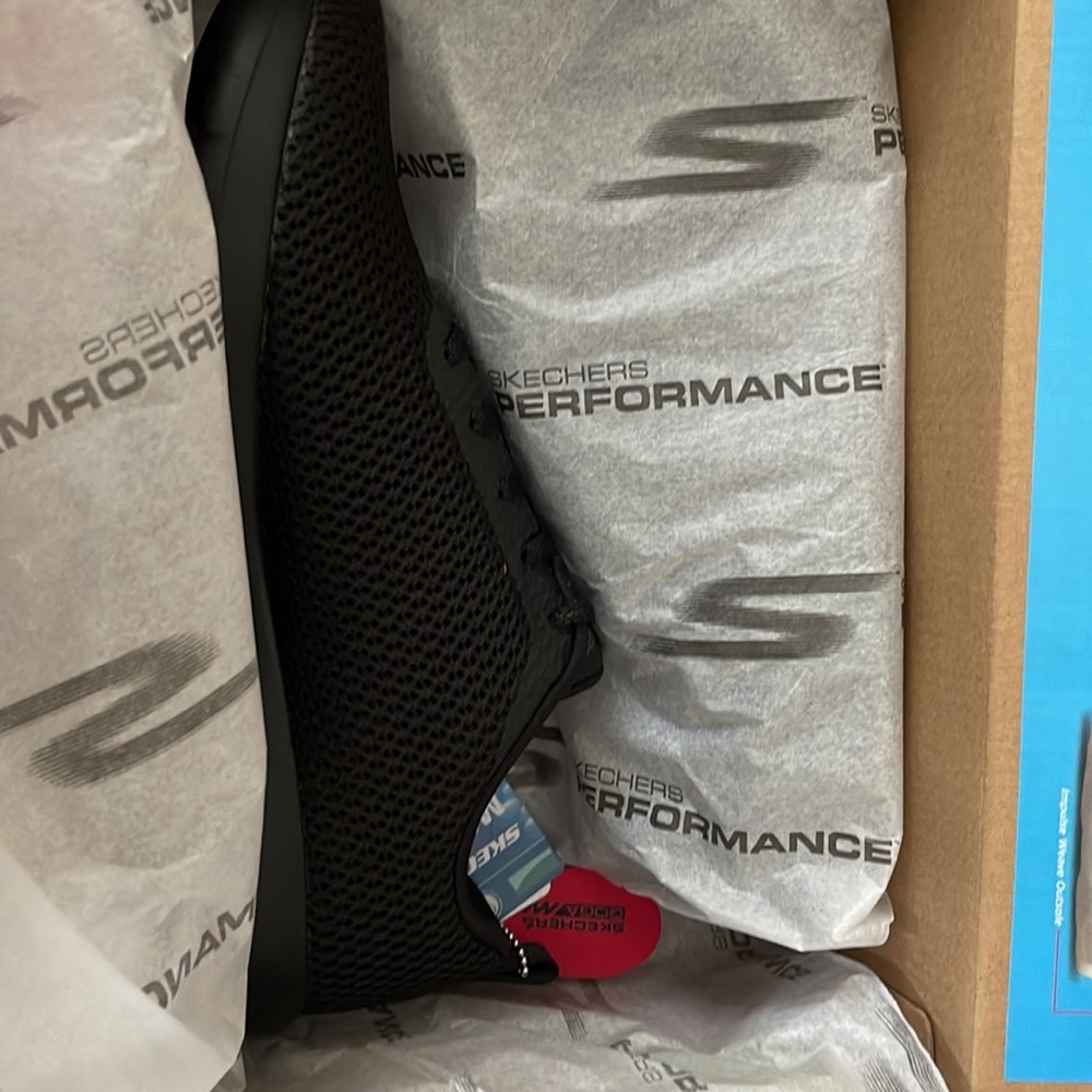 Brand new Skechers go walk